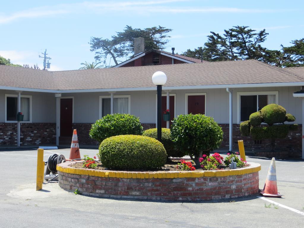 Old Marina Inn מראה חיצוני תמונה